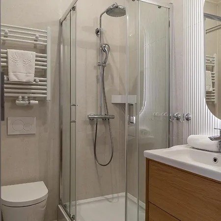 Apartamento Rentplanet - Cybulskiego Iii *