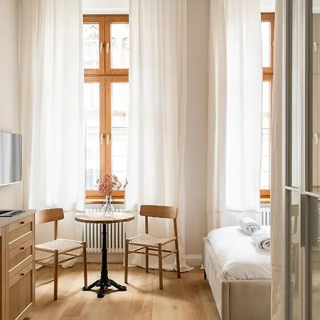 Rentplanet - Cybulskiego Iii *