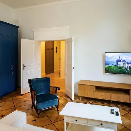 Rentplanet - Cybulskiego Iii